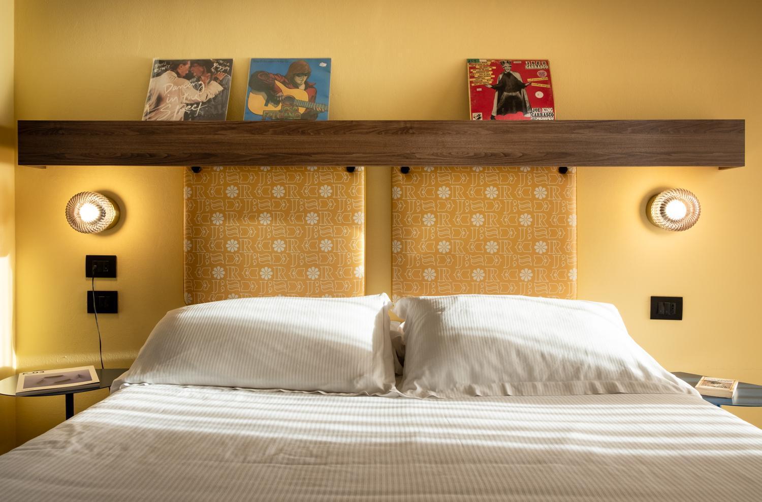 Hotel Jolly Roger Pietra Ligure Extérieur photo